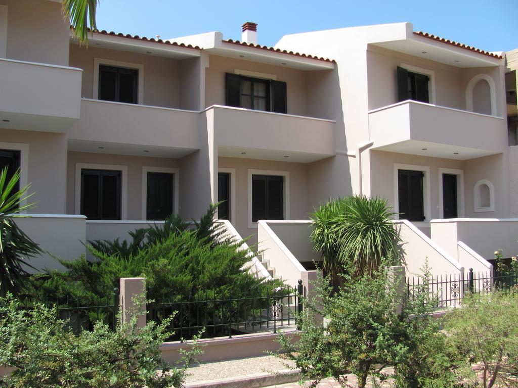 Lakonia Bay Apartments Архангелос Екстериор снимка