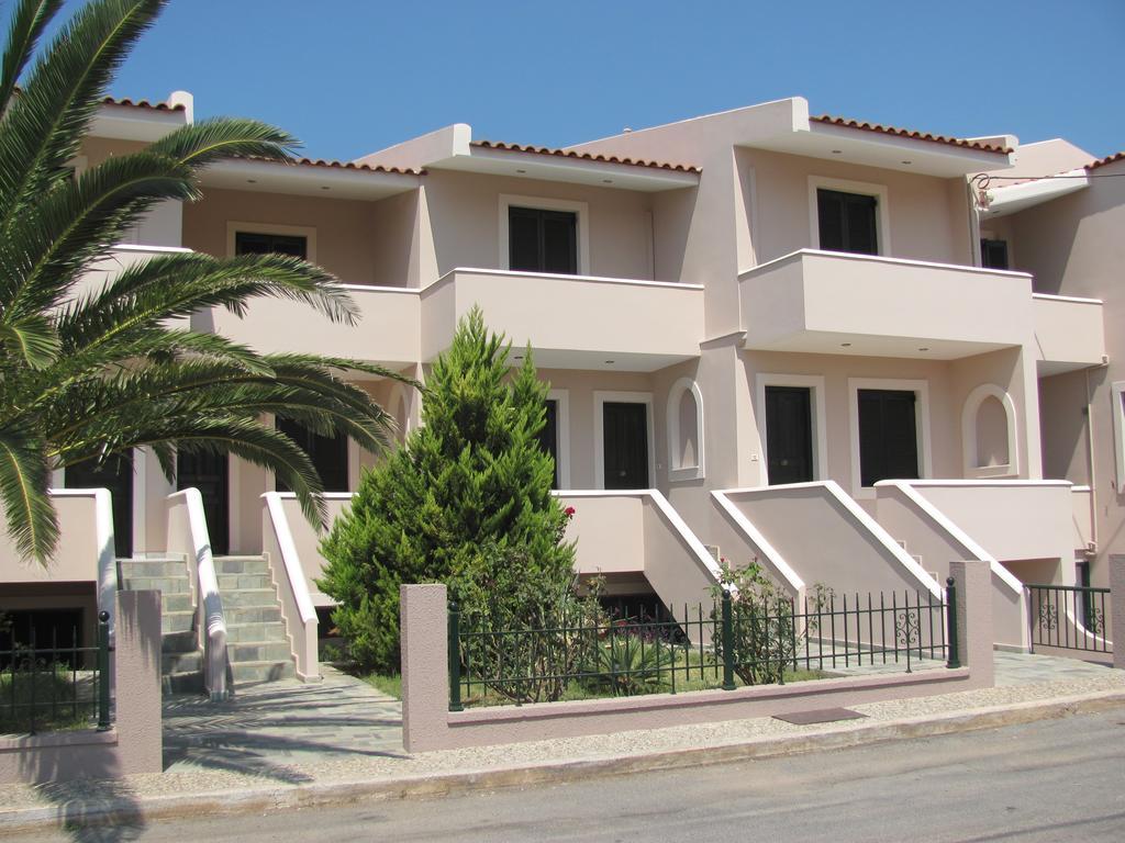 Lakonia Bay Apartments Архангелос Екстериор снимка
