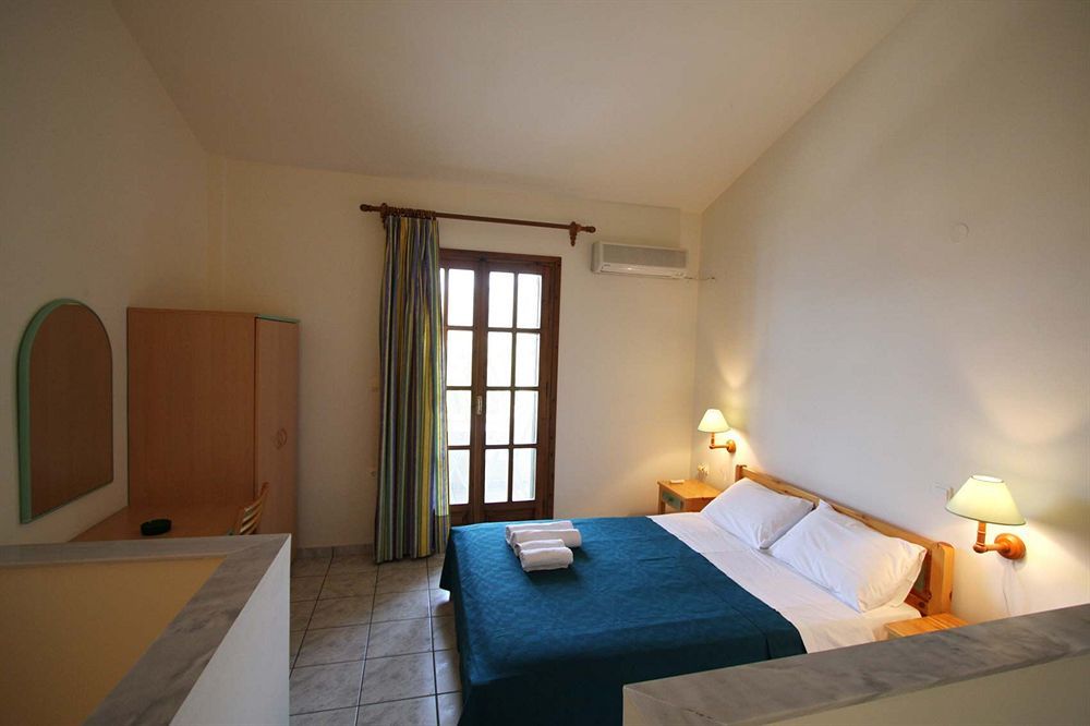 Lakonia Bay Apartments Архангелос Екстериор снимка
