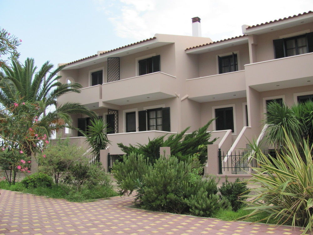 Lakonia Bay Apartments Архангелос Екстериор снимка