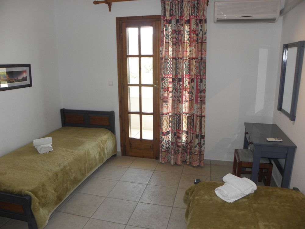Lakonia Bay Apartments Архангелос Екстериор снимка